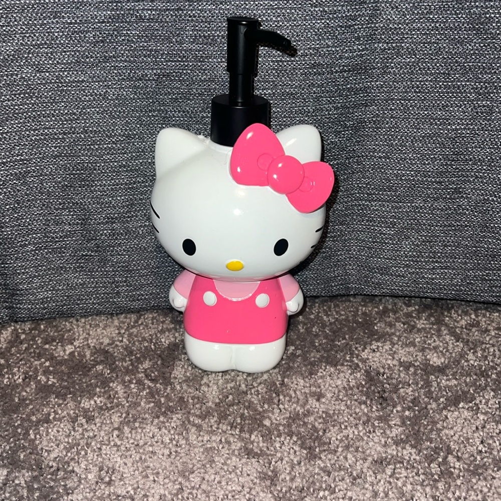 Hello Kitty Soap or Lotion Dispenser